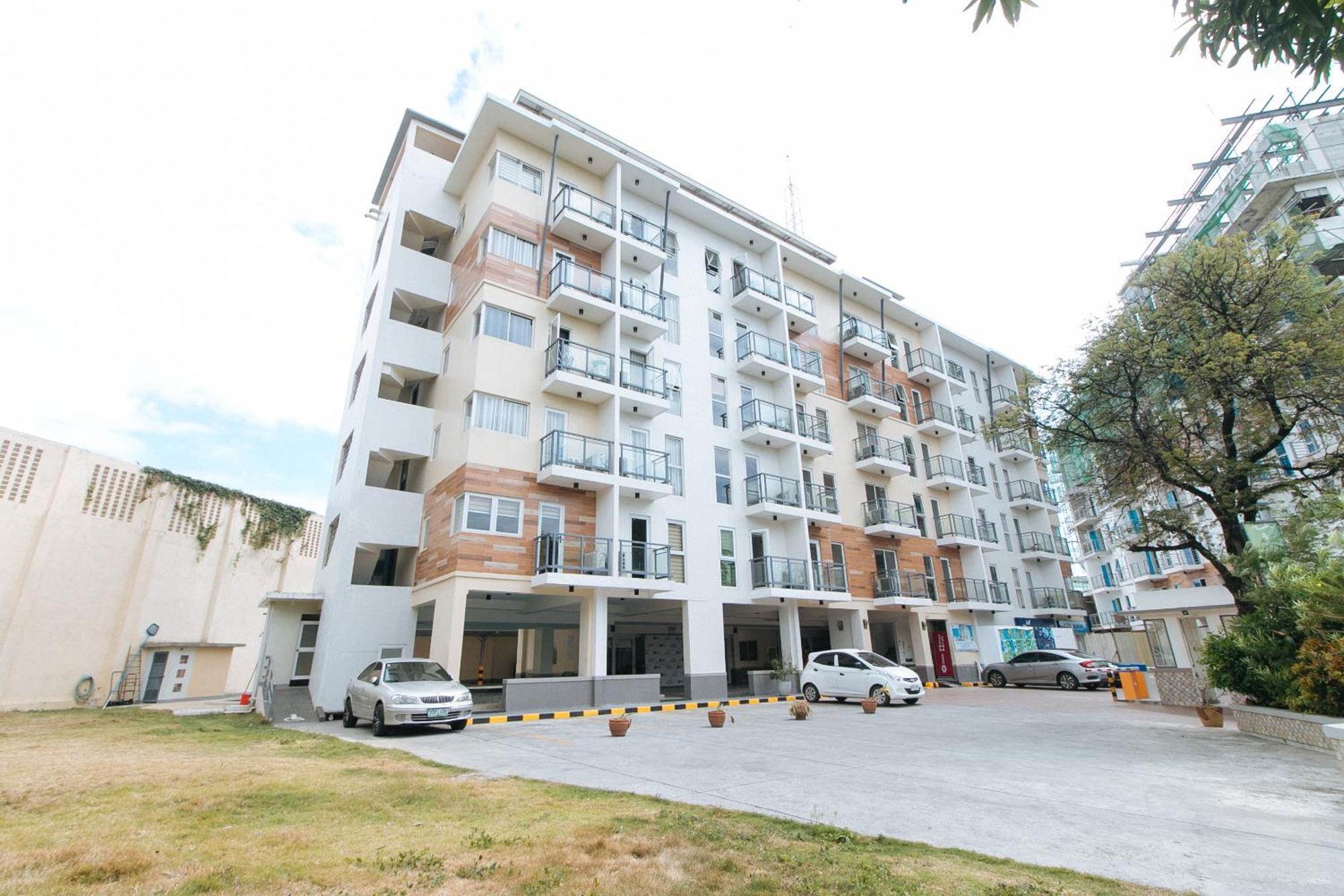 Reddoorz Plus At Alpina Heights Paranaque Paranaque City Exterior foto