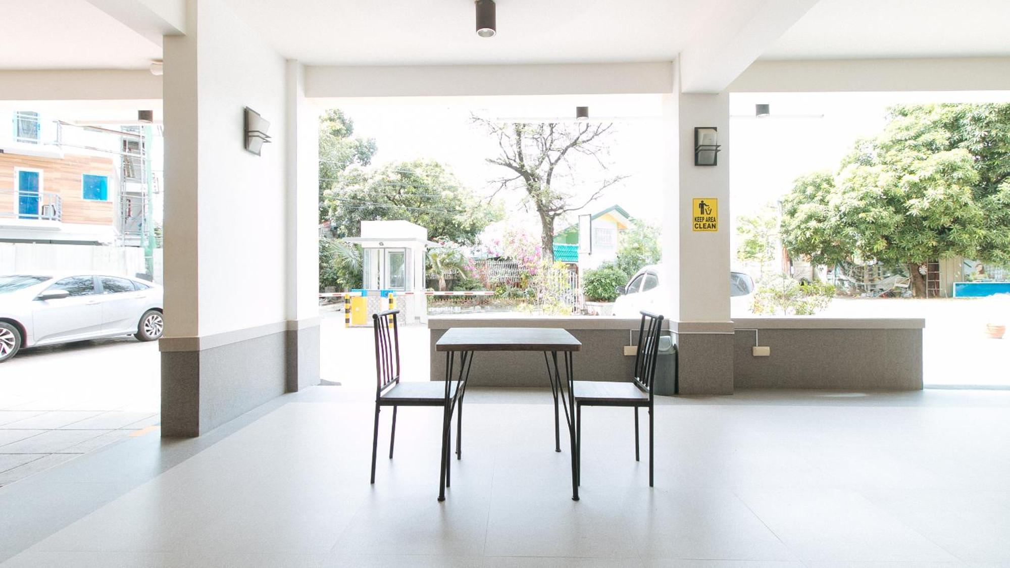 Reddoorz Plus At Alpina Heights Paranaque Paranaque City Exterior foto